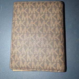 Michael kors passport wallet